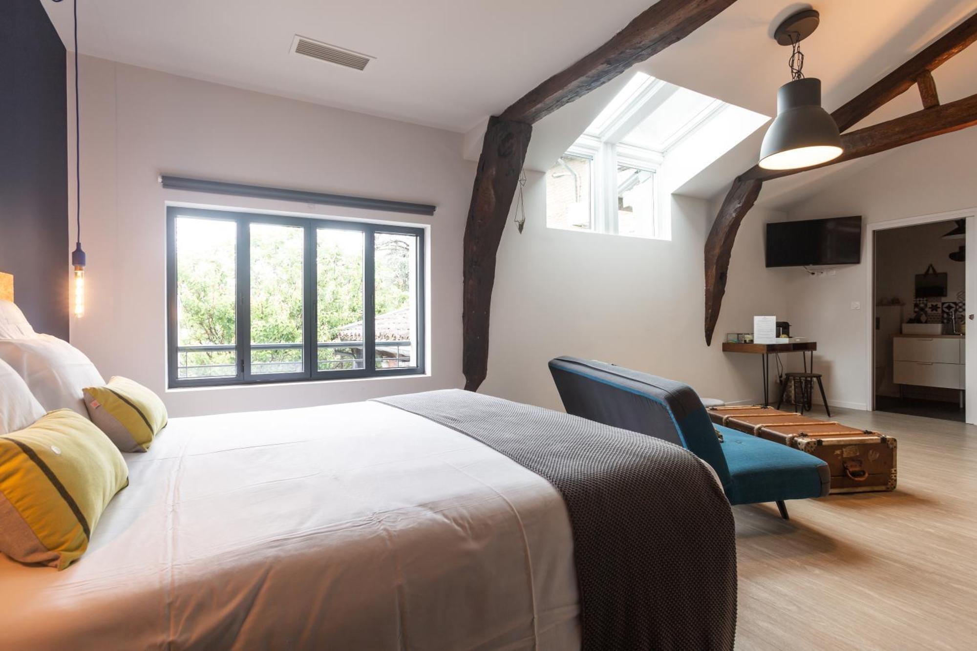 B&B La Maison De Julia Алби Екстериор снимка