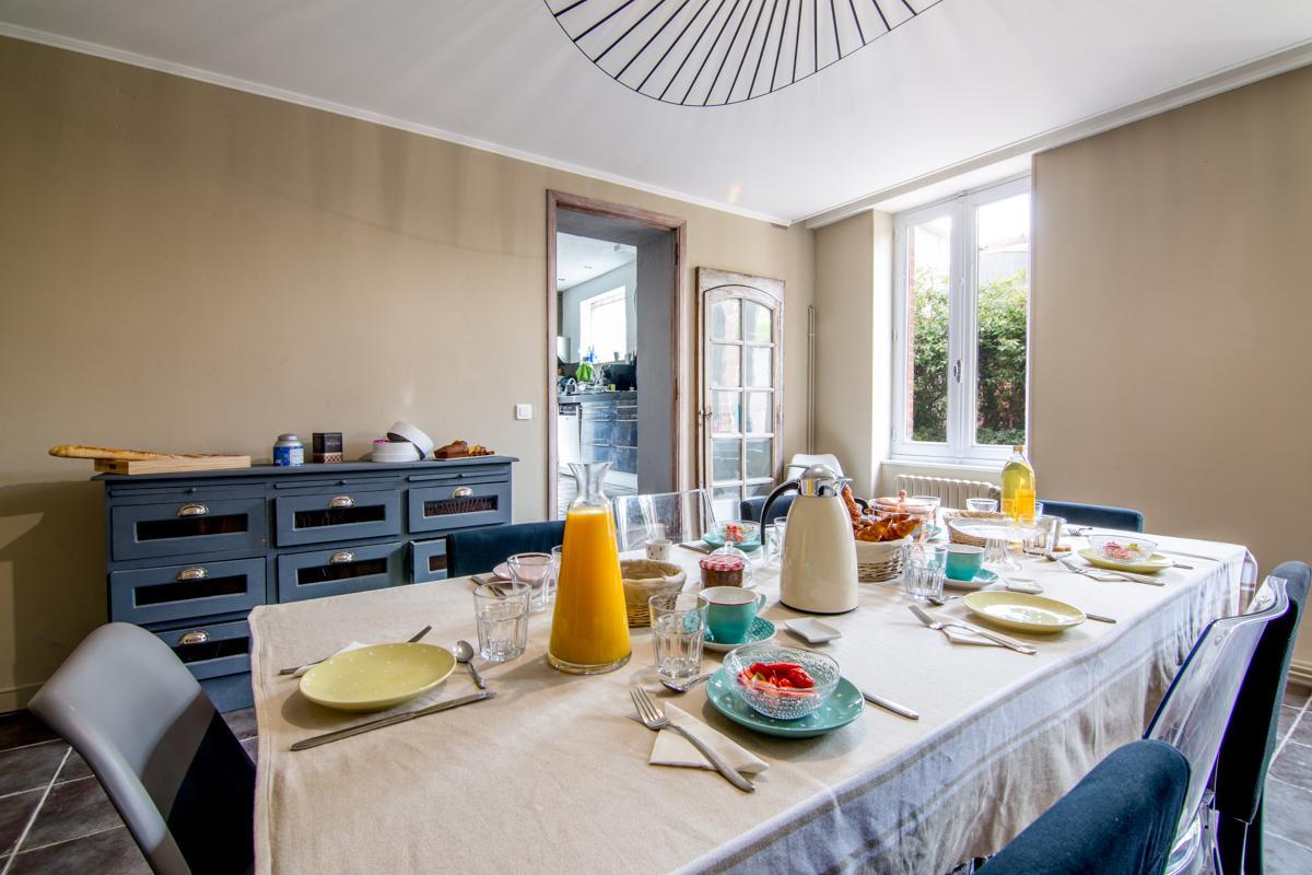B&B La Maison De Julia Алби Екстериор снимка
